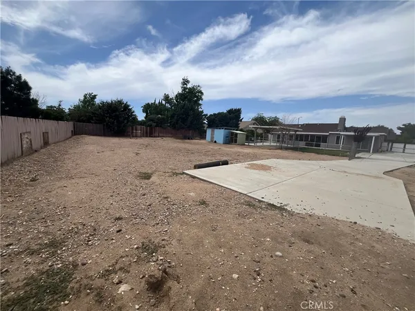 $2,800 | 11559 Low Chaparral Drive, Victorville, CA 92392