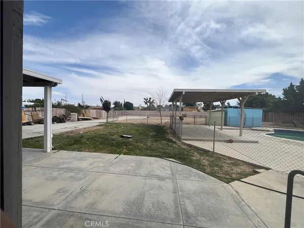 $2,800 | 11559 Low Chaparral Drive, Victorville, CA 92392