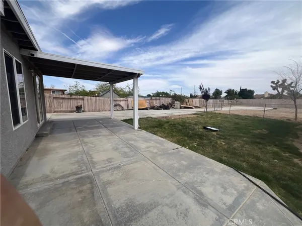 $2,800 | 11559 Low Chaparral Drive, Victorville, CA 92392