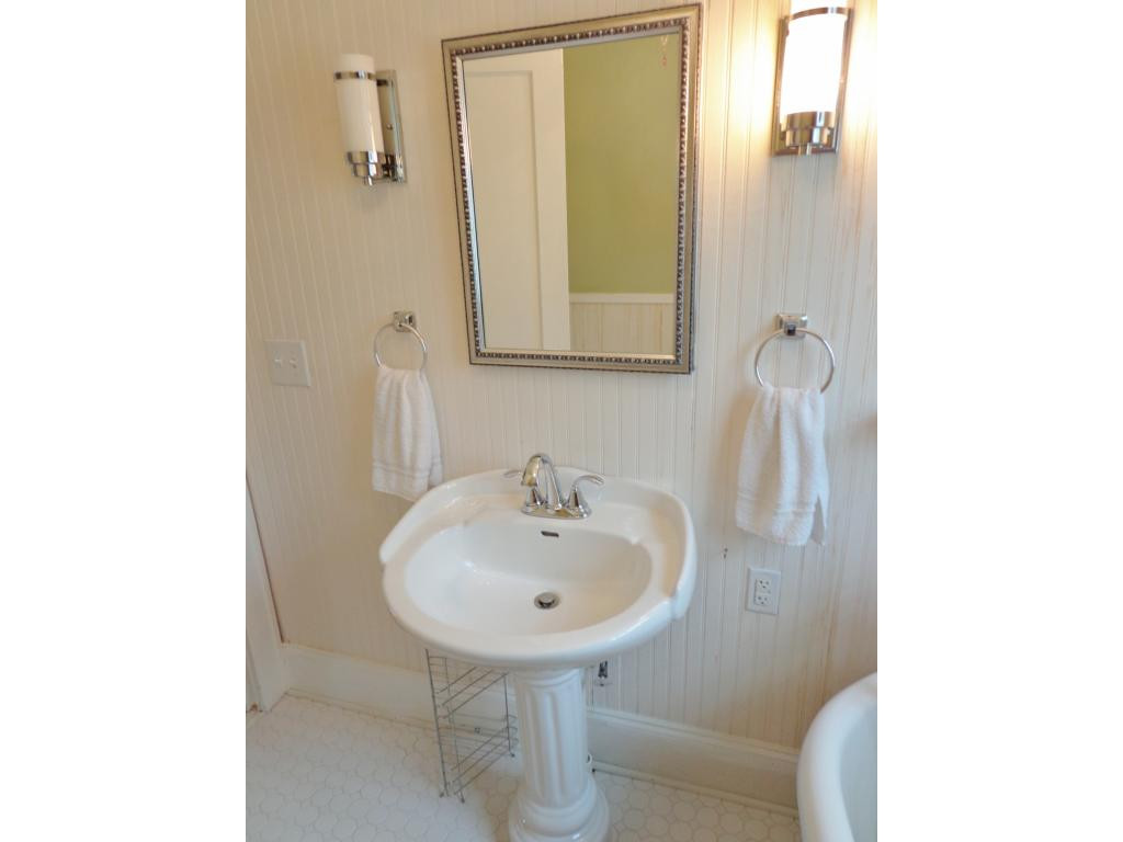140 Coal Chute Road Elizabethton, TN 37643 - Photo 5 of 12 Photo 5