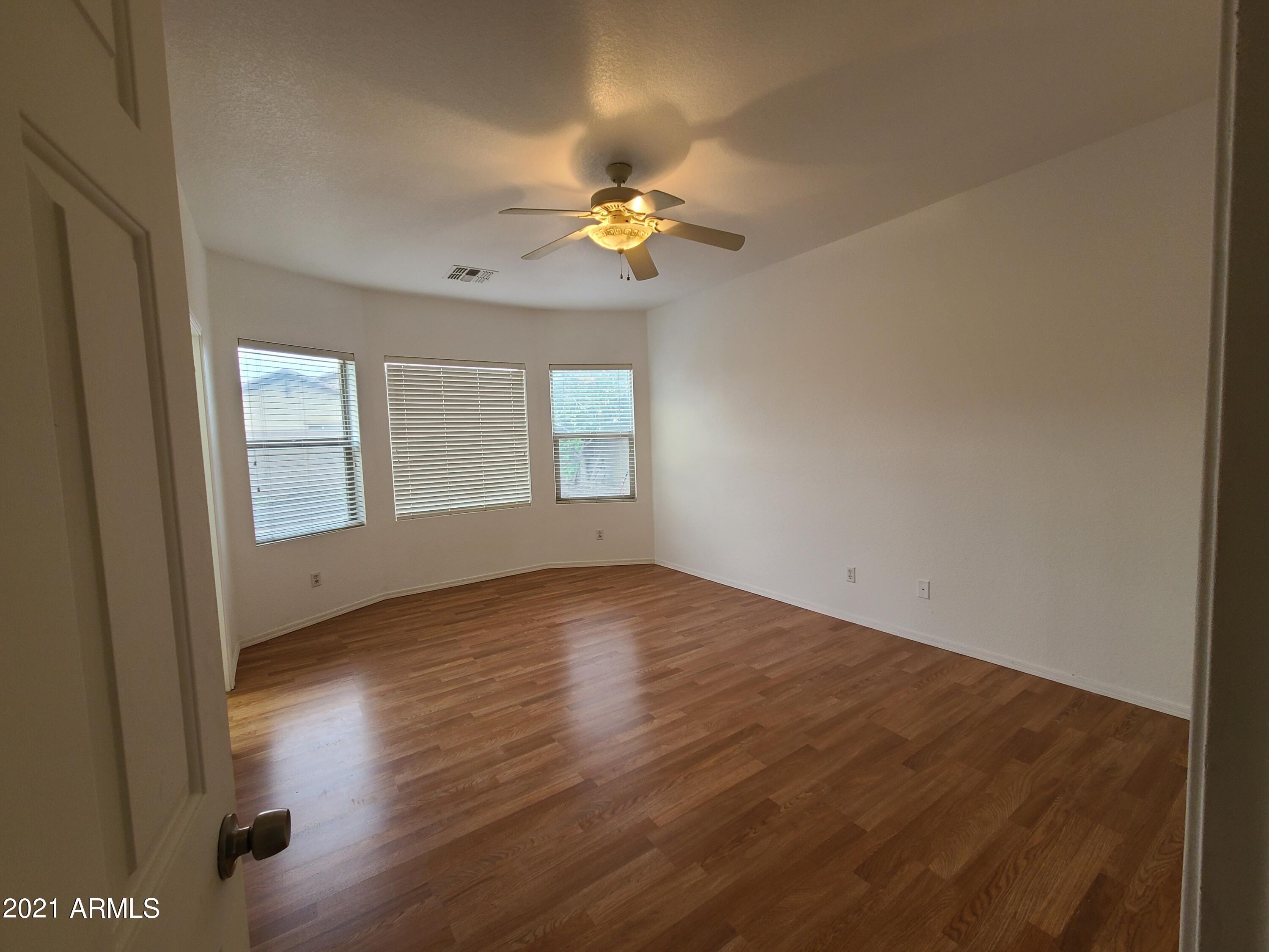 9238 West Berkeley Road Phoenix, AZ 85037 - Photo 7 of 14 20211213_154744