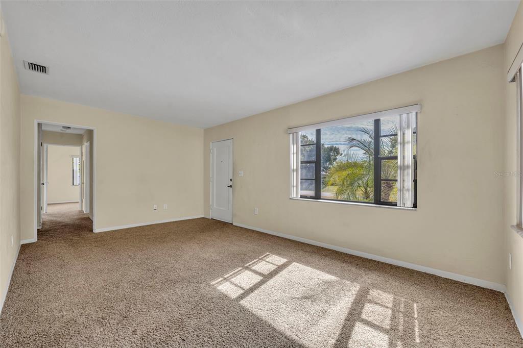 945 Sherrington Road Orlando, FL 32804 - Photo 6 of 40 Gallery Image 6