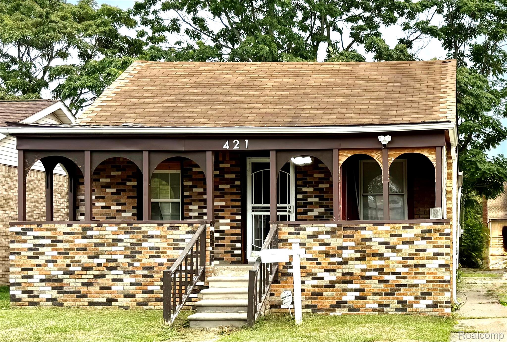 421 Polk Avenue River Rouge, MI 48218 - Photo 1 of 11 IMG_5610.jpeg
