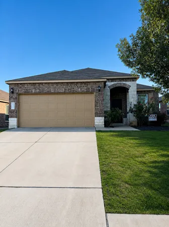 $1,900 | 352 Martha Drive, Buda, TX 78610