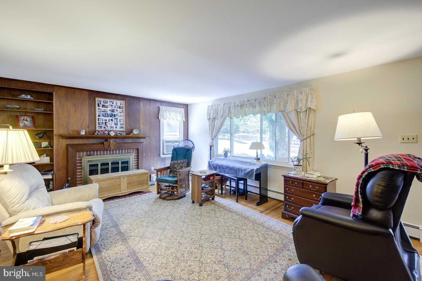 269 Cassatt Road Berwyn, PA 19312 - Photo 9 of 26 Living Room