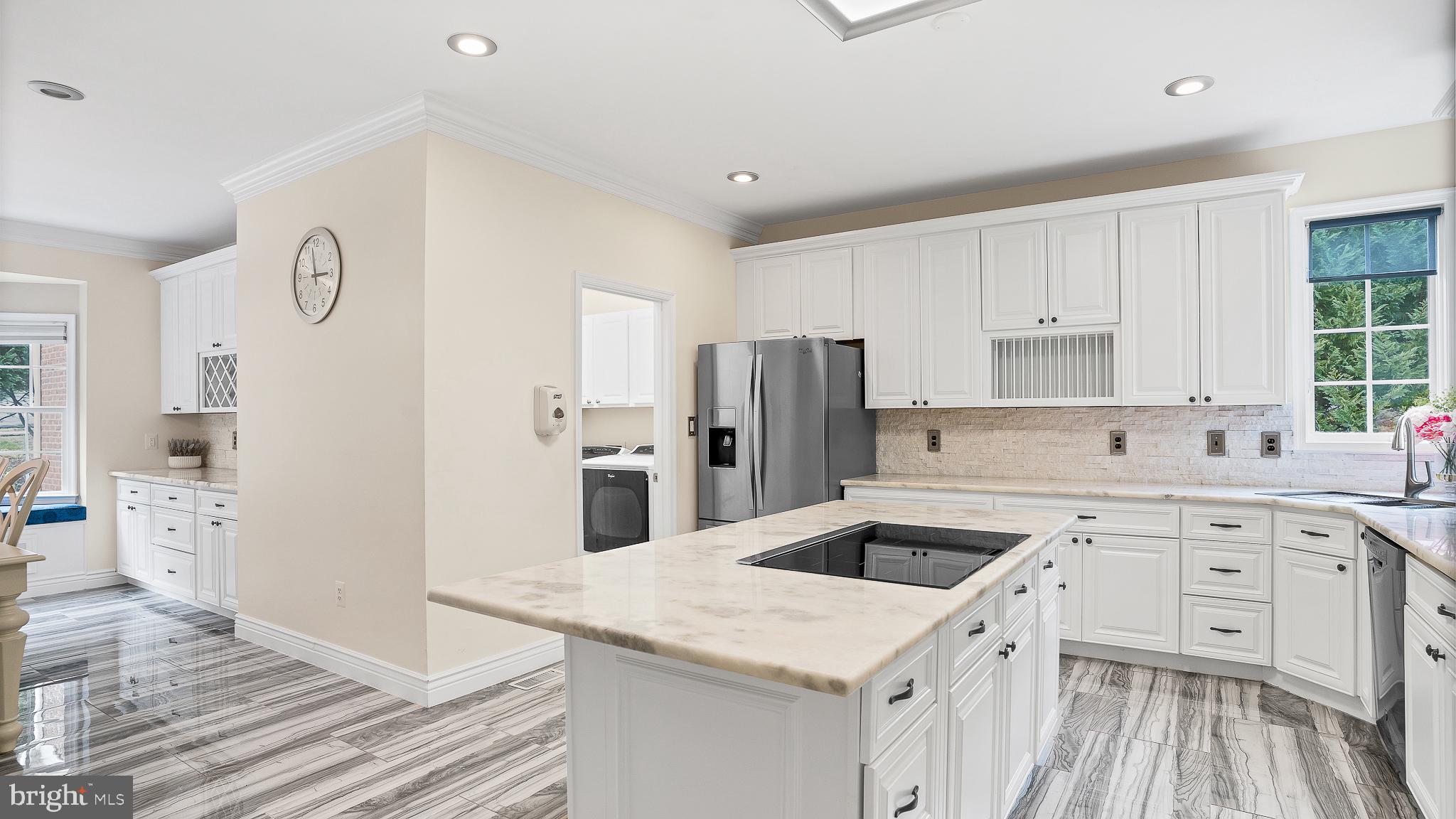 8006 Pohick Road Springfield, VA 22153 - Photo 13 of 70 Kitchen