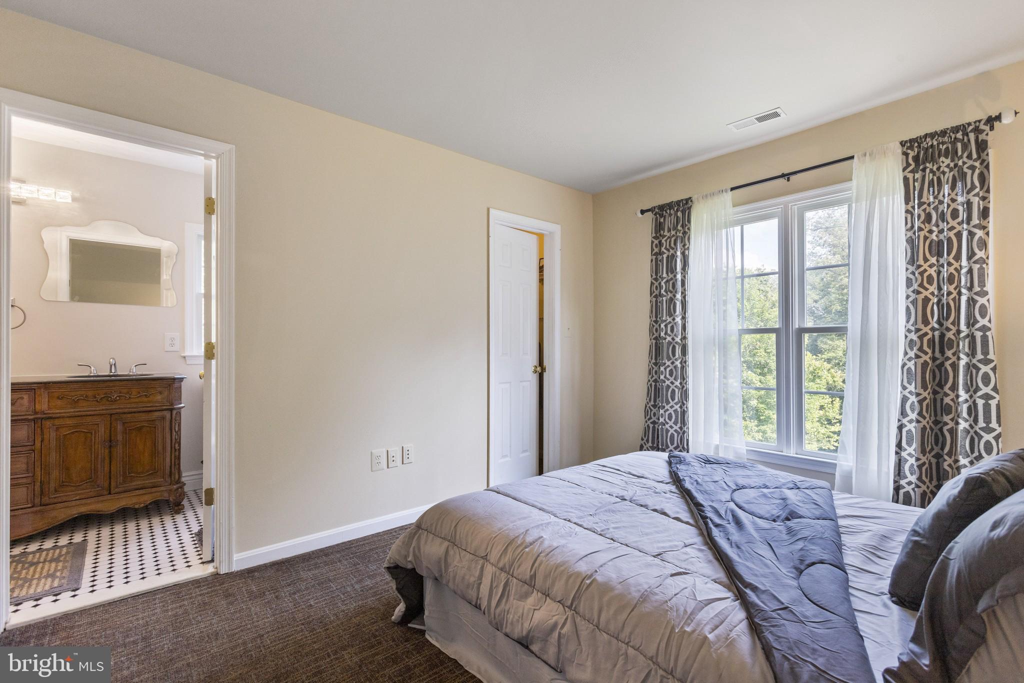 8006 Pohick Road Springfield, VA 22153 - Photo 44 of 70 Third Bedroom