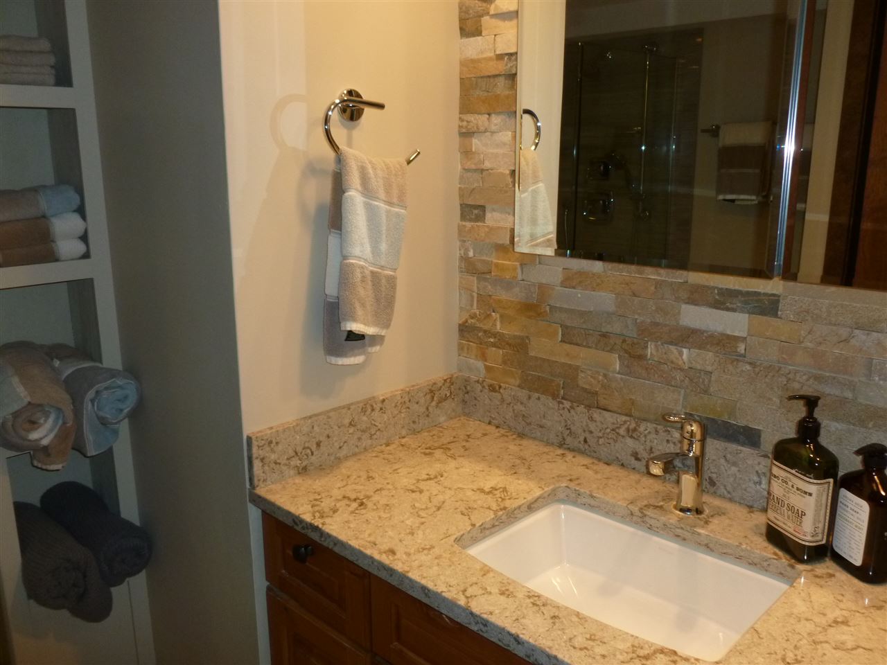 281 Falls Brook Road, Unit 207 Killington, VT 05751 - Photo 12 of 17 Gallery Image 12