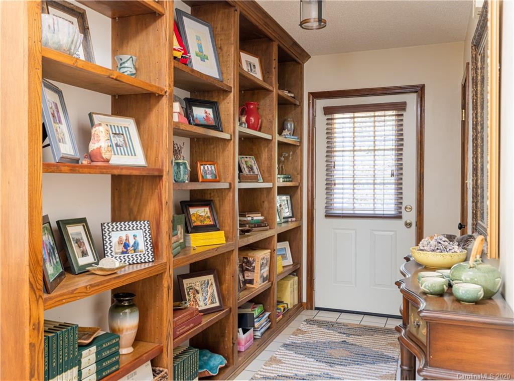 62 Shadow Ridge Drive Fletcher, NC 28732 - Photo 5 of 44