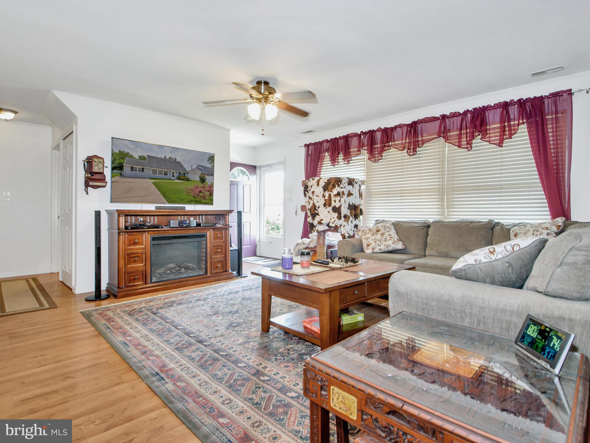21 MacIntosh Road Levittown, PA 19056 - Photo 4 of 20 Gallery Image 4
