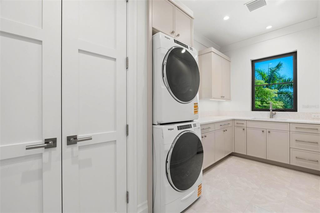 7324 Point Of Rocks Road Sarasota, FL 34242 - Photo 63 of 95