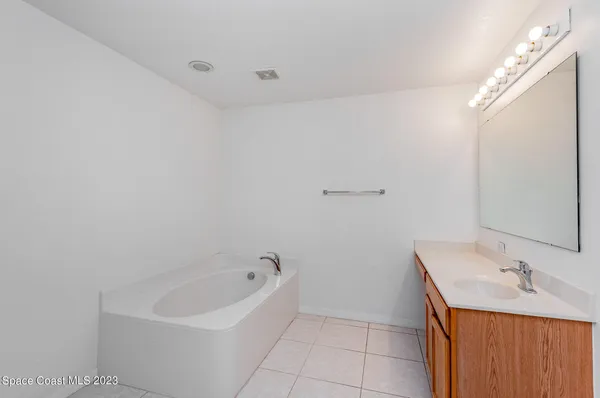 $575,000 | 1292 Sorento Circle, Melbourne, FL 32904