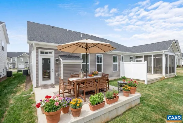 $434,962 | 208 Sunbird Lane, Waynesboro, VA 22980