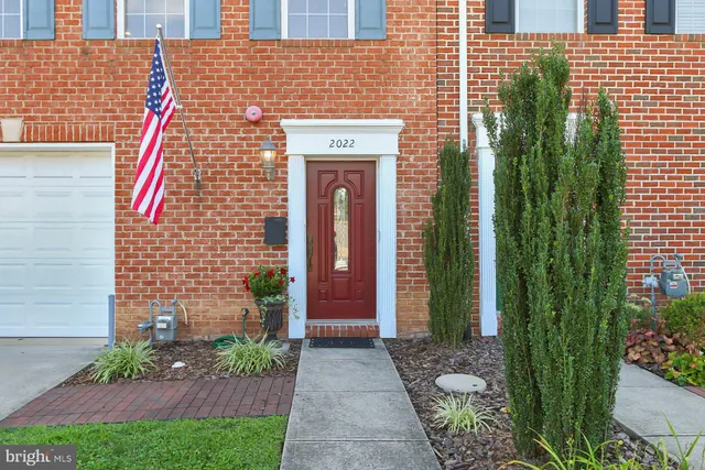 $5,200 | 2022 North Culpeper Street, Arlington, VA 22207