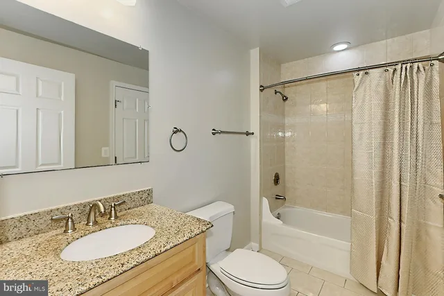 $5,200 | 2022 North Culpeper Street, Arlington, VA 22207