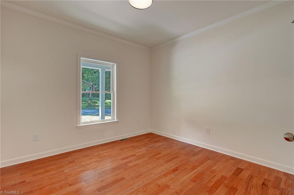 3522 Charing Cross Road Greensboro, NC 27455 - Photo 14 of 27 Gallery Image 14
