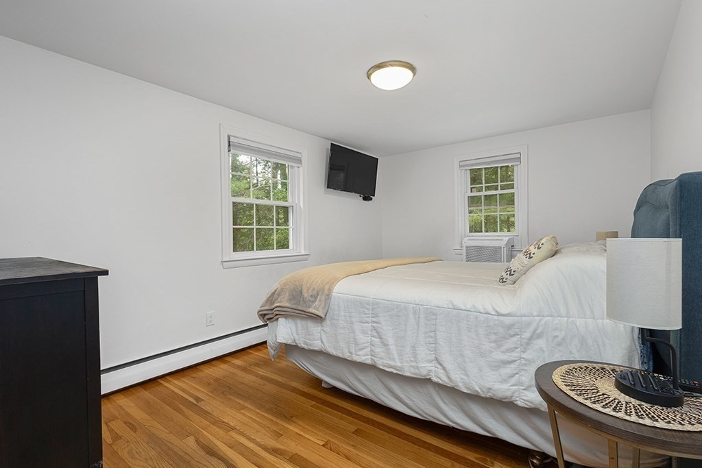 73 High Street Medfield, MA 02052 - Photo 21 of 38