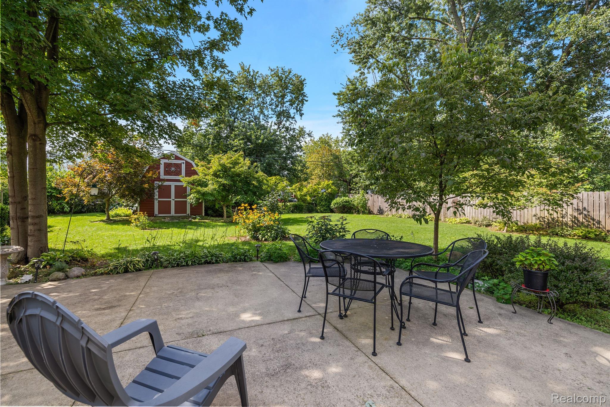 2088 Burdic Street Troy, MI 48085 - Photo 33 of 39
