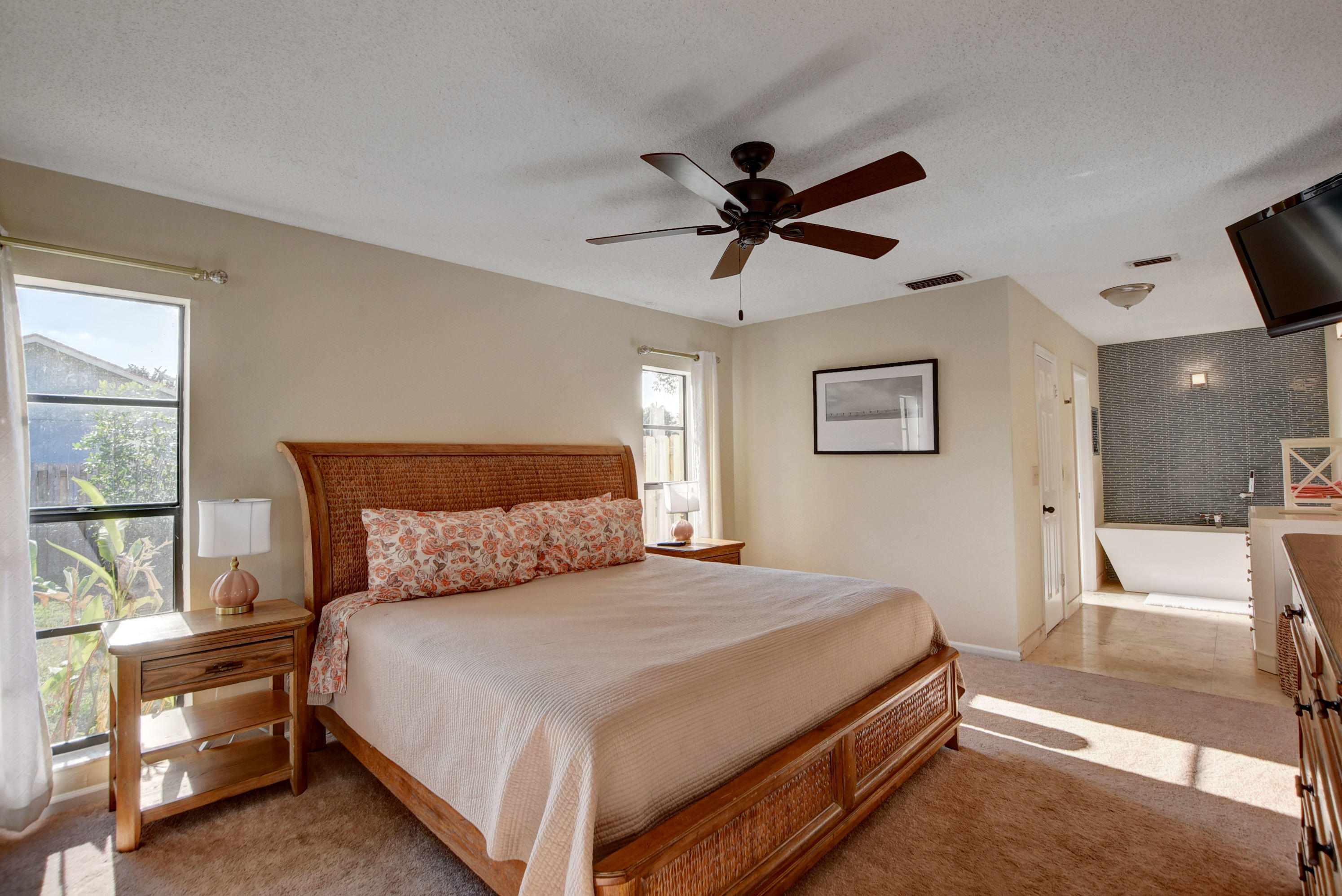 12072 Old Country Road South Wellington, FL 33414 - Photo 18 of 52 DSC_6557_58_59_60_61