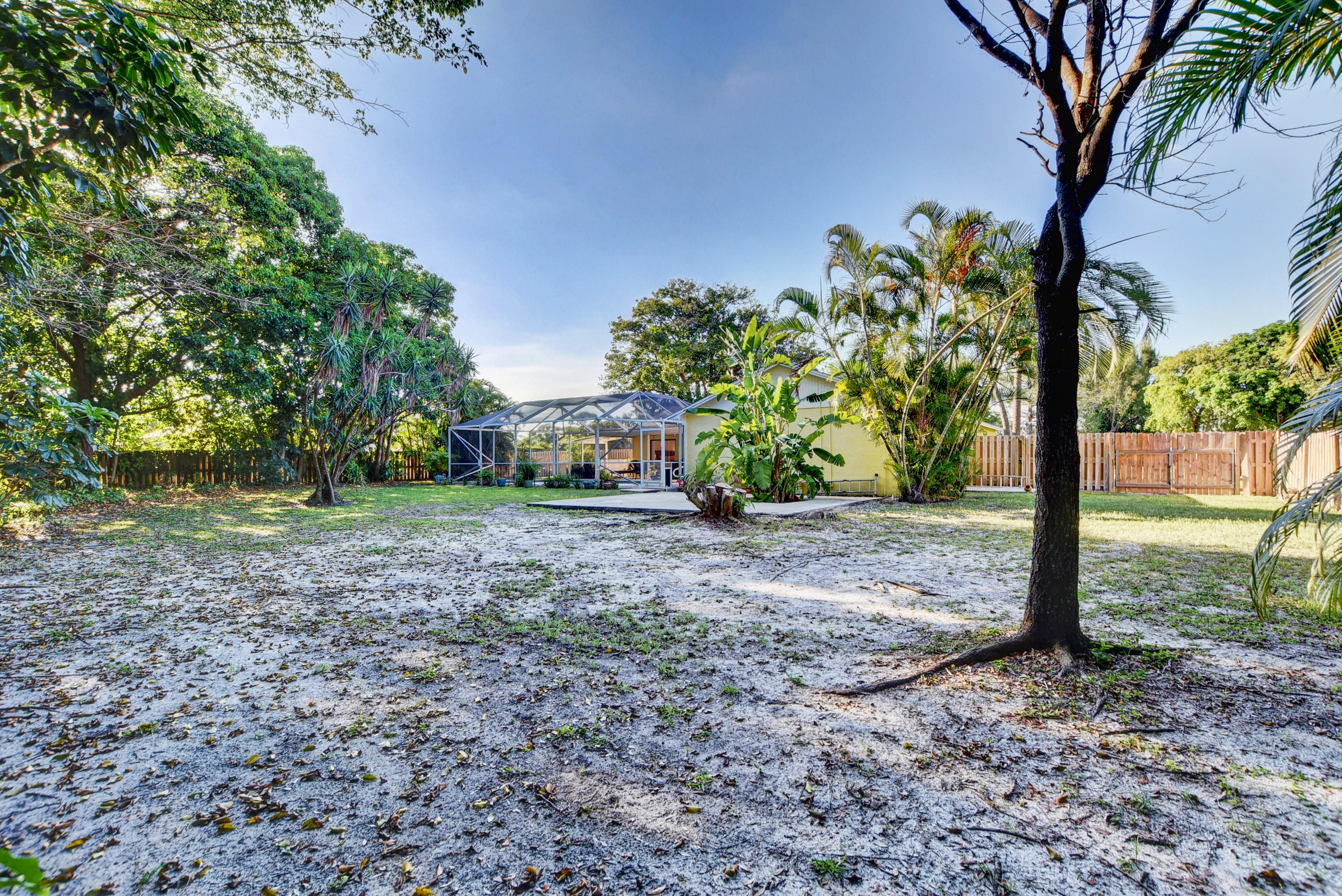 12072 Old Country Road South Wellington, FL 33414 - Photo 42 of 52 DSC_6677_78_79_80_81