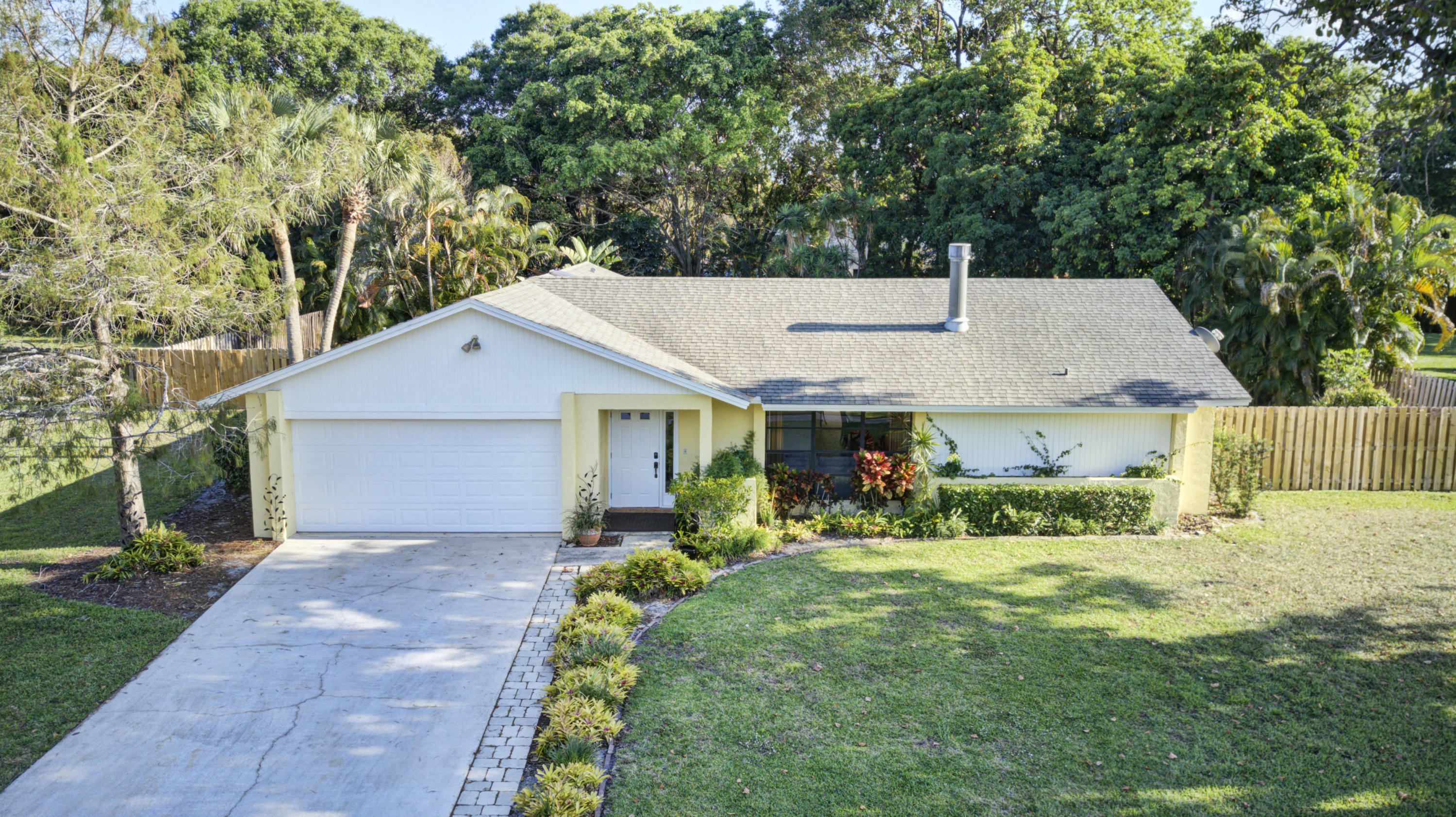 12072 Old Country Road South Wellington, FL 33414 - Photo 43 of 52 DJI_0141_2_3_4_5