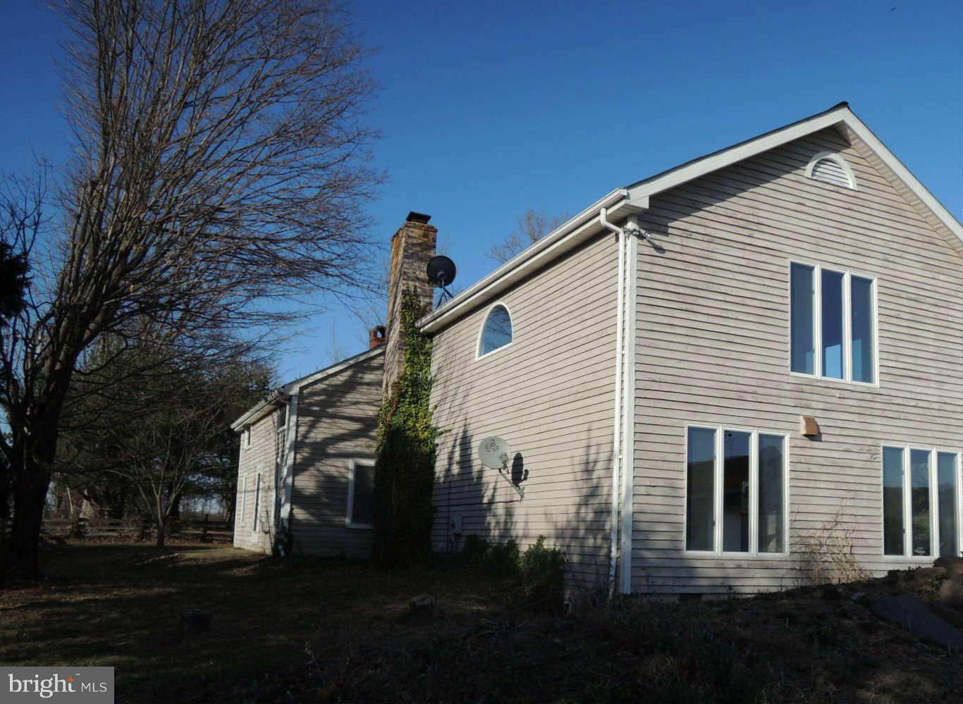 20 Luttrell Road Berkeley Springs, WV 25411 - Photo 2 of 25 Exterior (General)
