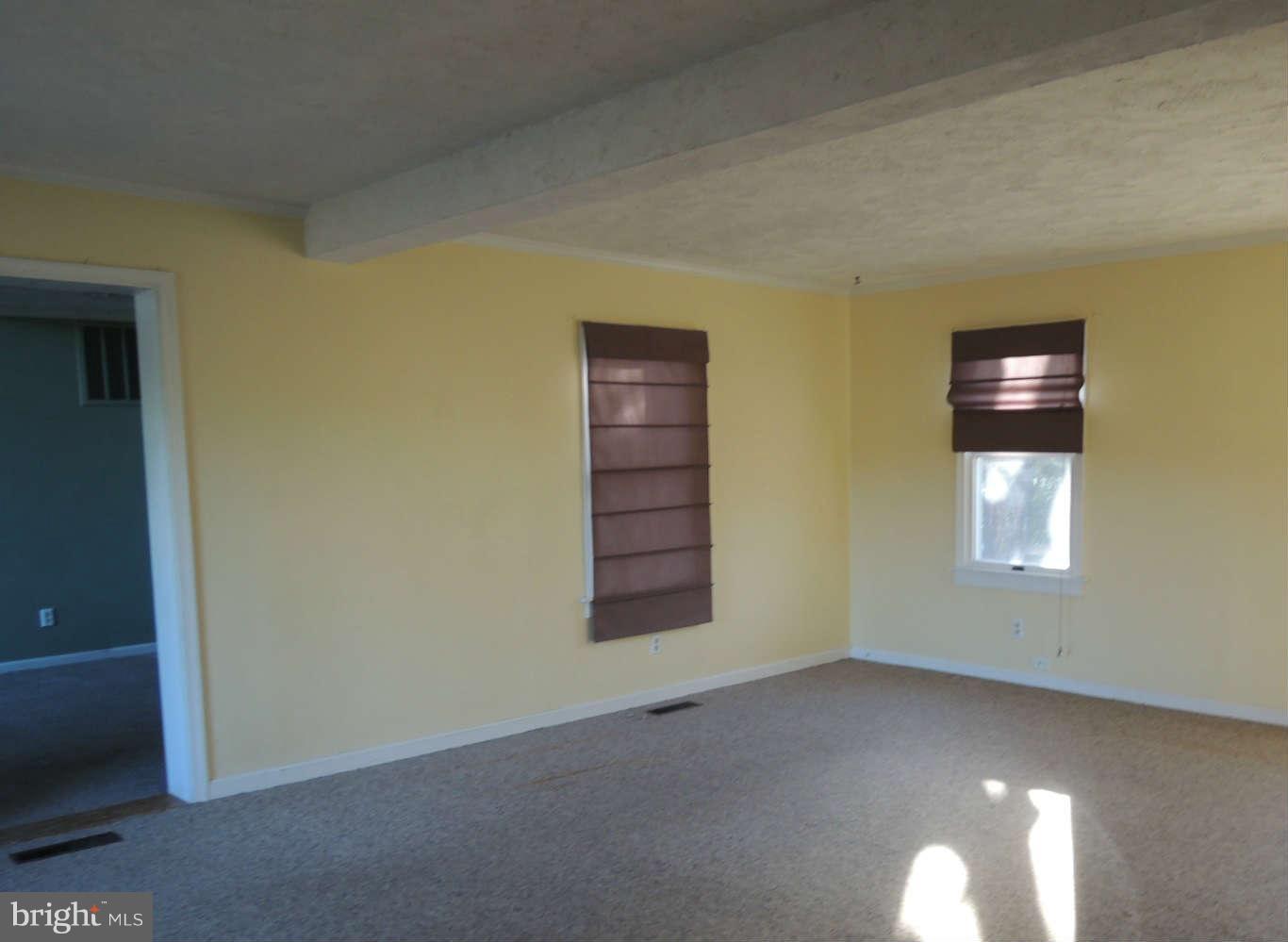 20 Luttrell Road Berkeley Springs, WV 25411 - Photo 18 of 25 Interior (General)