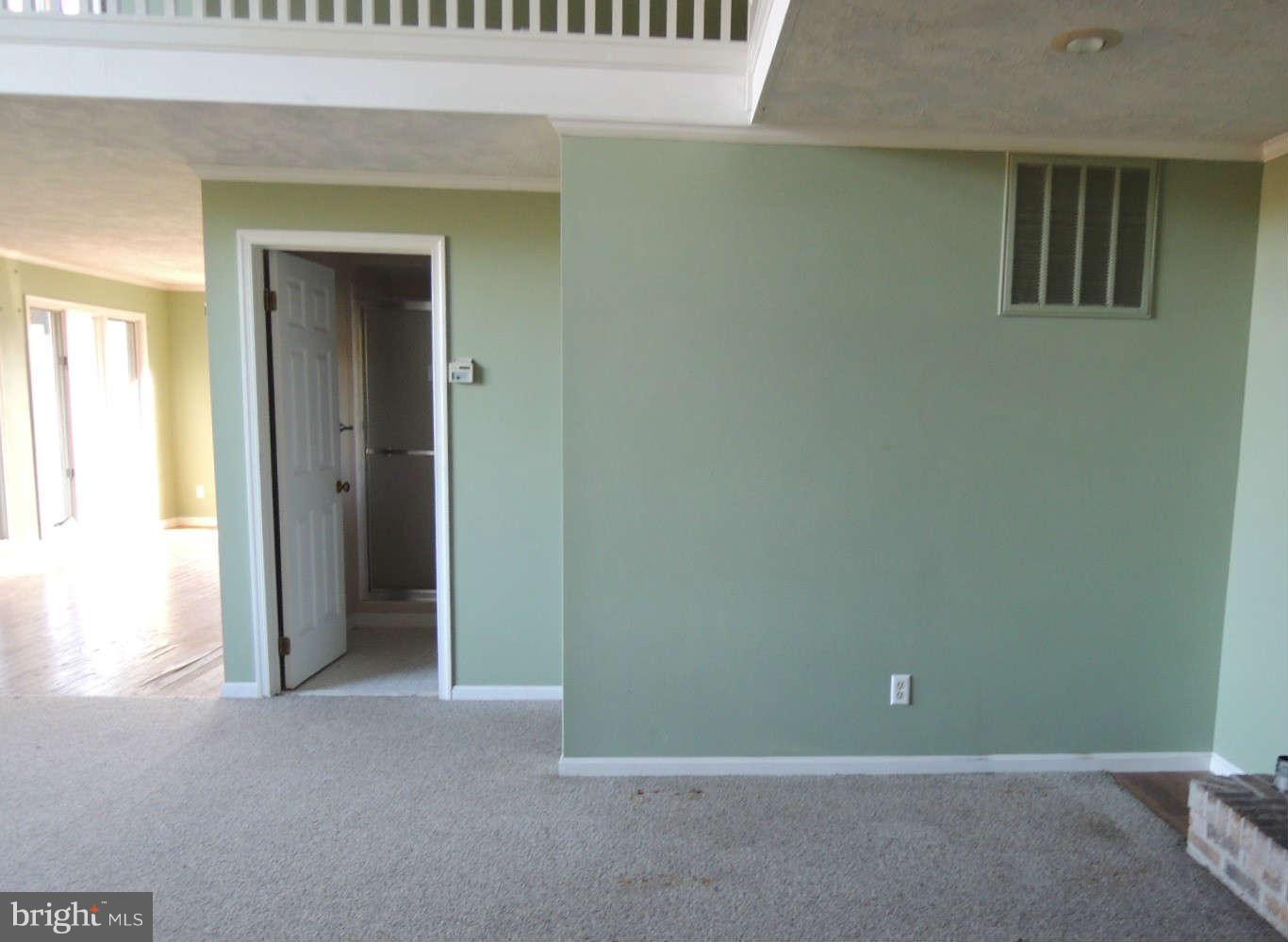 20 Luttrell Road Berkeley Springs, WV 25411 - Photo 23 of 25 Interior (General)