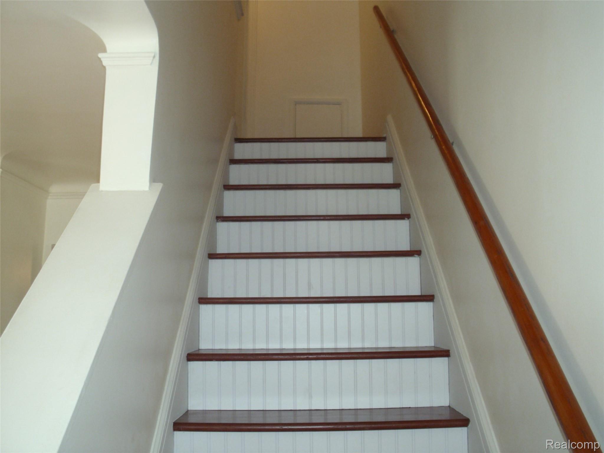 8651 Harding Street Center Line, MI 48015 - Photo 32 of 43 DSCI3184.JPG
