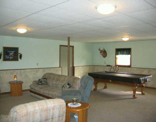 399 Anderson Hozak Road Clinton, PA 15026 - Photo 5 of 8 Den/Family/Great Room.