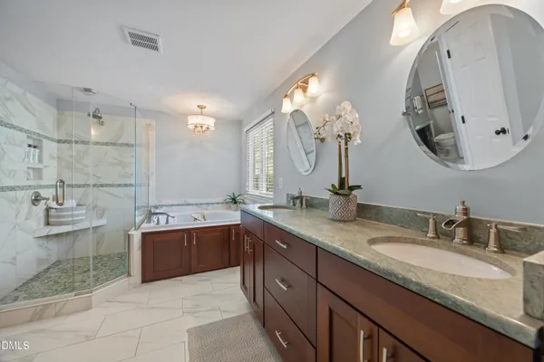 $585,000 | 100 Trailview Drive, Cary, NC 27513