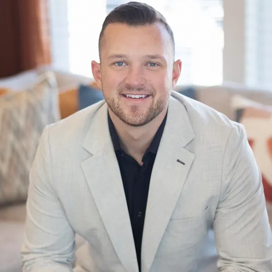 Greg Pickett, Agent in  - Compass