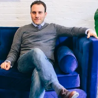 Marc Solomon, Agent in  - Compass