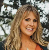 Macy Burton, Agent in  - Compass