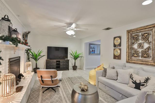 $4,183 | 1456 48th Ave NE | St. Petersburg