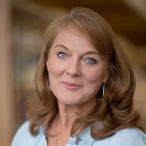 Therese Mary McCarthy, Agent in  - Compass