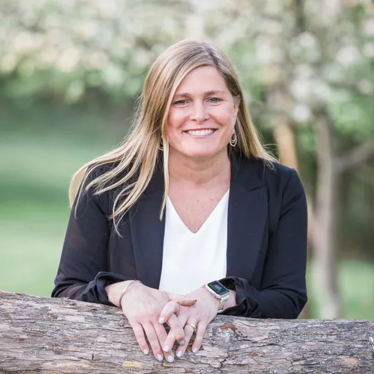 Sarah Hogan, Agent in  - Compass