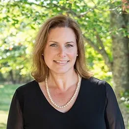 Stephanie Sugden, Agent in  - Compass