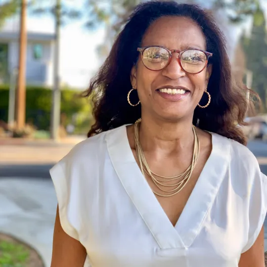 Helena Perez Echegoyen, Agent in  - Compass