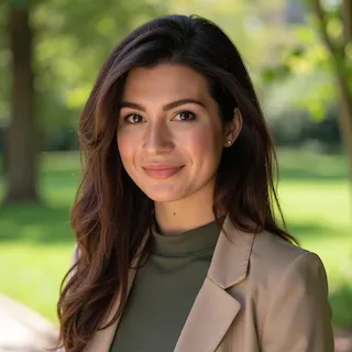 Holly Martins, Agent in  - Compass