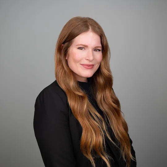 Katie Harris, Agent in  - Compass