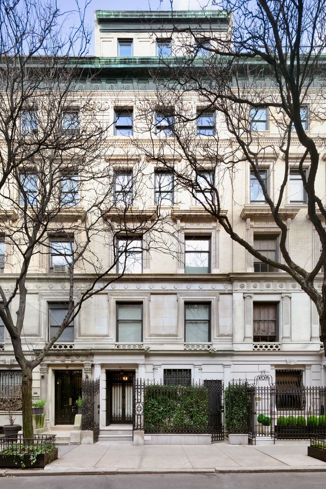 Photo of 11 E 82nd St