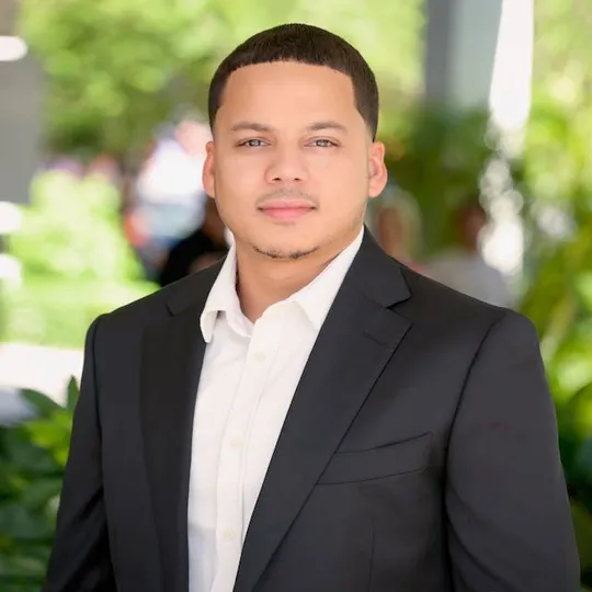 Tristan Castillo, Agent in  - Compass