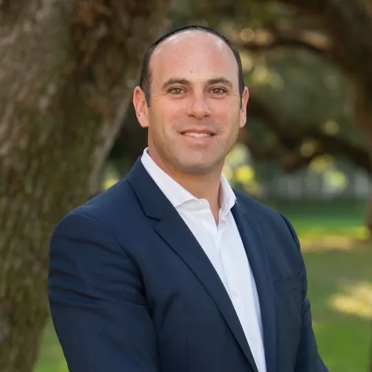 Yaakov Waldman, Agent in  - Compass