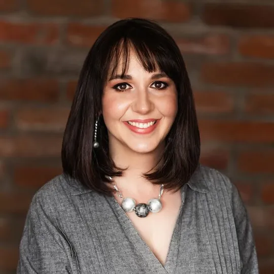 Tamara Mota, Agent in  - Compass