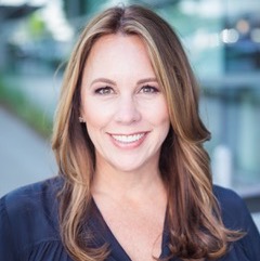 Headshot of Jennifer Armstrong