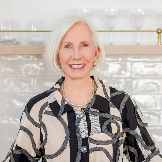 Jane Hand, Agent in  - Compass