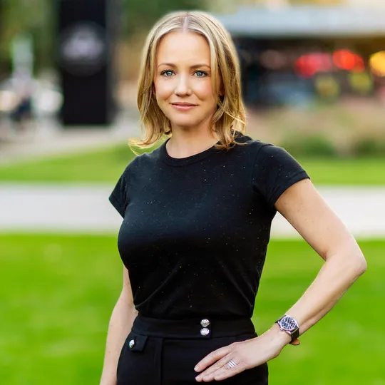 Kara Swanson, Agent in  - Compass