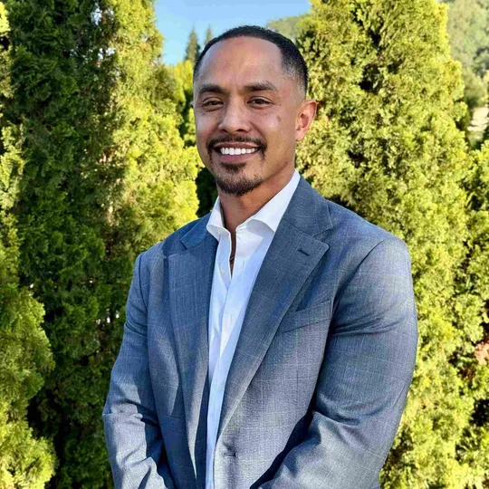 Aaron Visperas, Agent in  - Compass