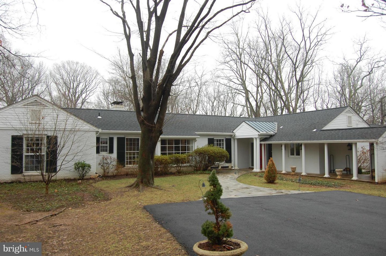 Photo of 3126 W. Golf Course Road